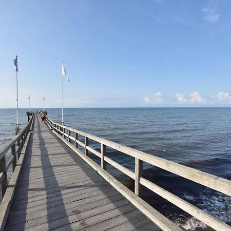 Charming Apartment With A Terrace Near The Sea Wiek auf Ruegen Ngoại thất bức ảnh