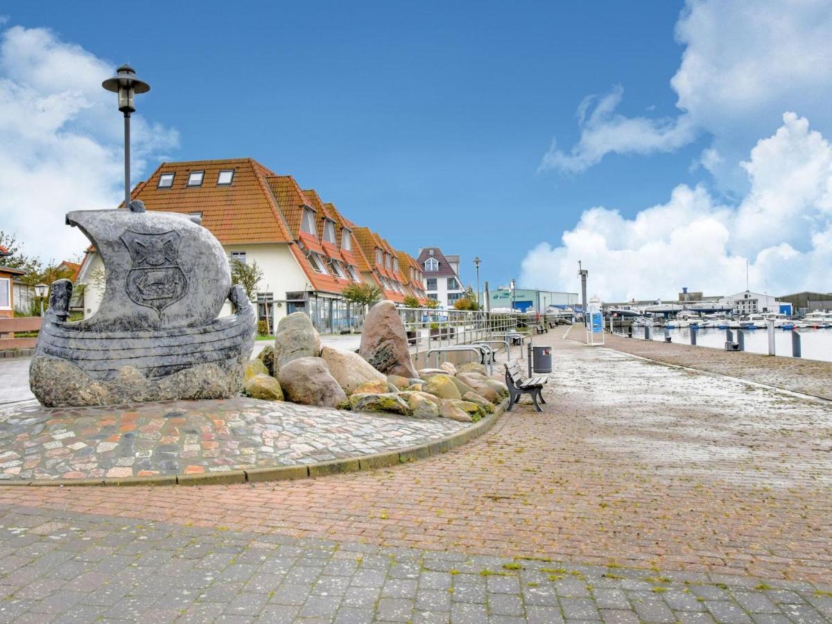 Charming Apartment With A Terrace Near The Sea Wiek auf Ruegen Ngoại thất bức ảnh